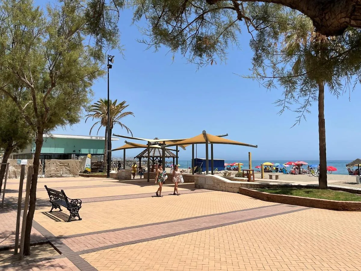 Moderno Apartamento En Primera Linea Paseo Maritimo Fuengirola 0*,  Spain